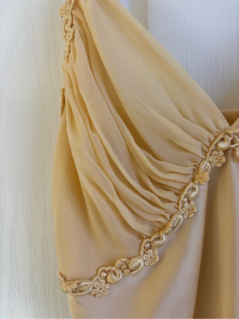 Vintage Victoria's Secret 100% Silk Lace-Trim Camisole - Picture 2 of 7